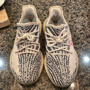 Yeezy 350 zebra reps